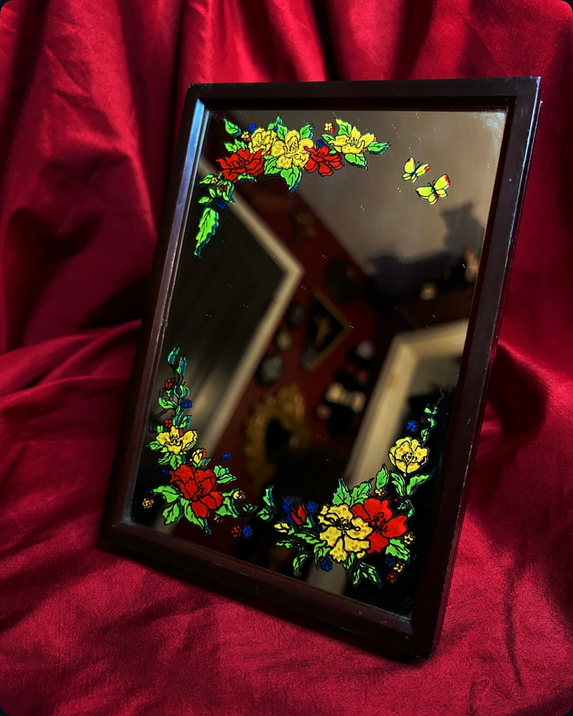 Vintage Floral Mirror Music Box